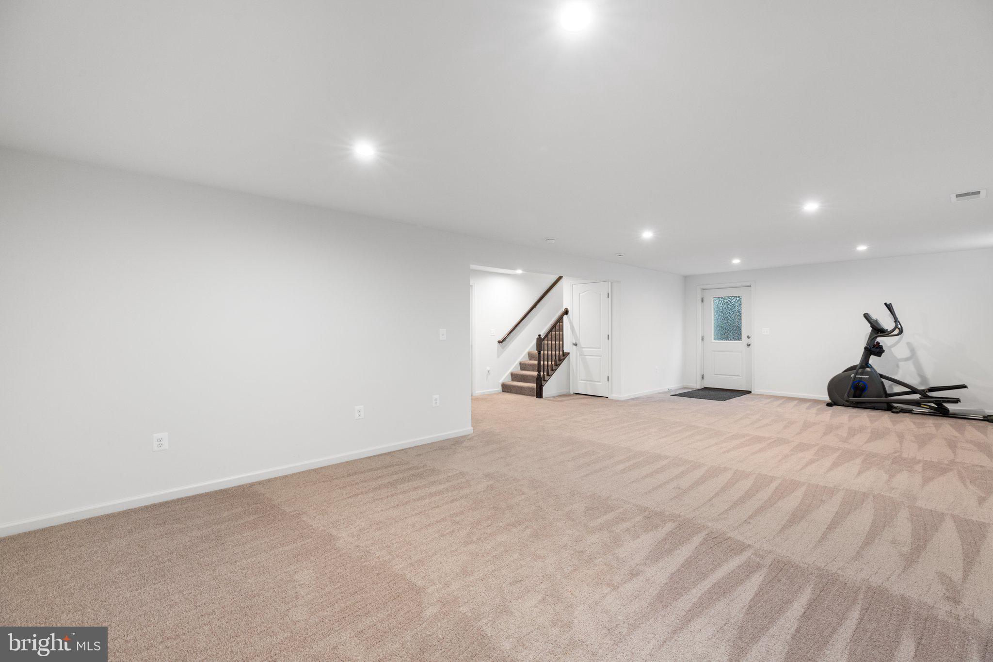 NEW POST ON THE RAPPAHANNOCK - Residential