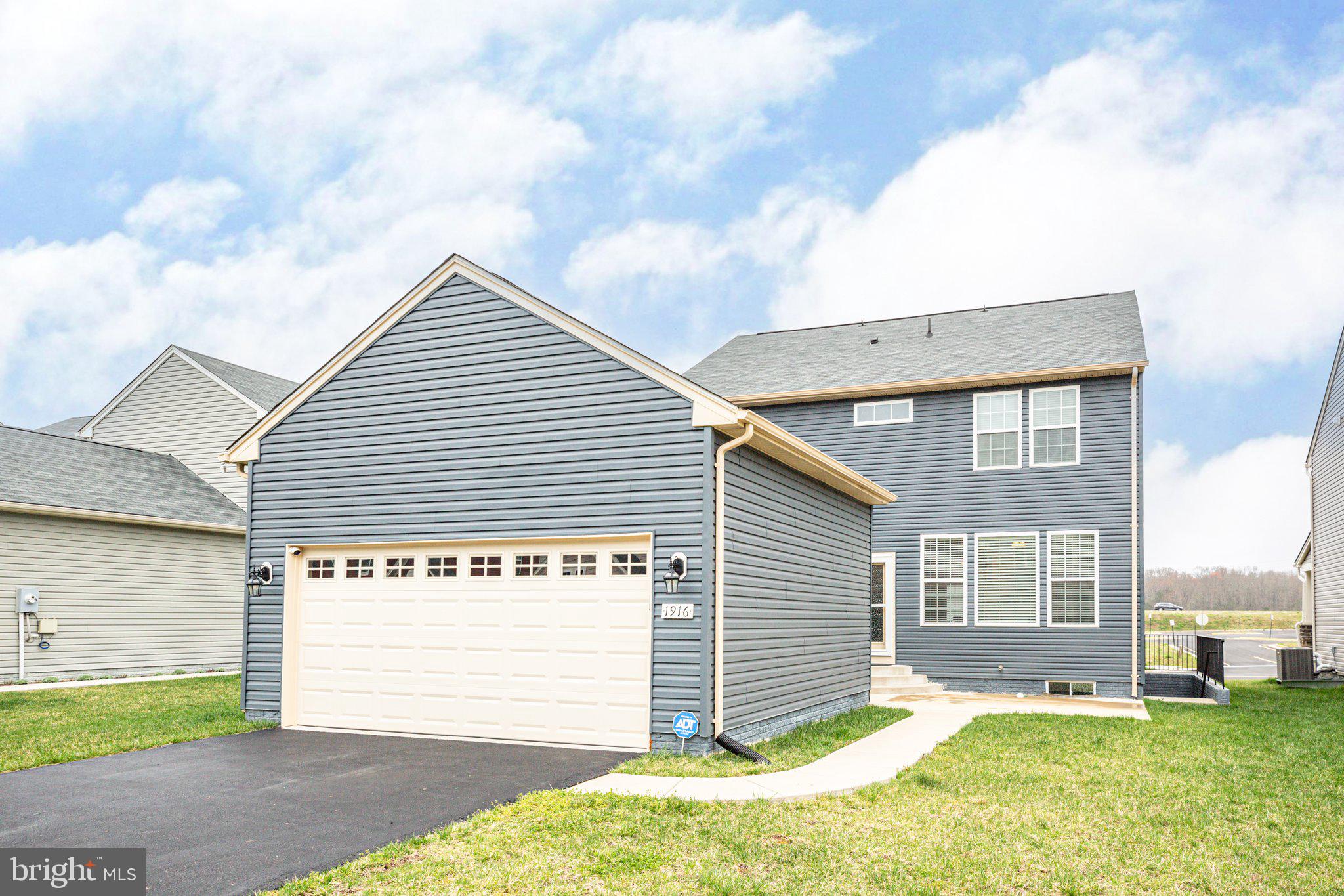 NEW POST ON THE RAPPAHANNOCK - Residential