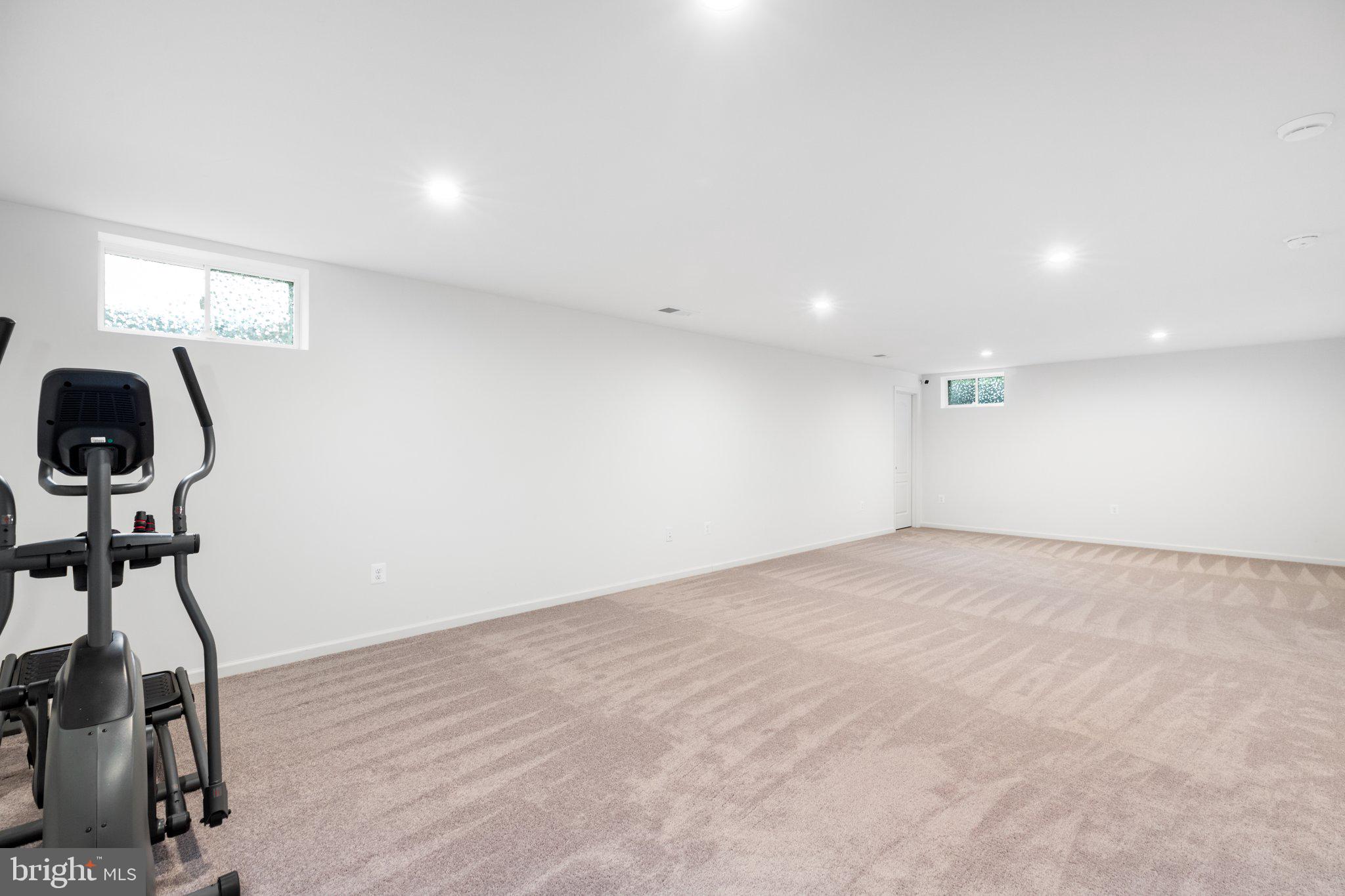 NEW POST ON THE RAPPAHANNOCK - Residential