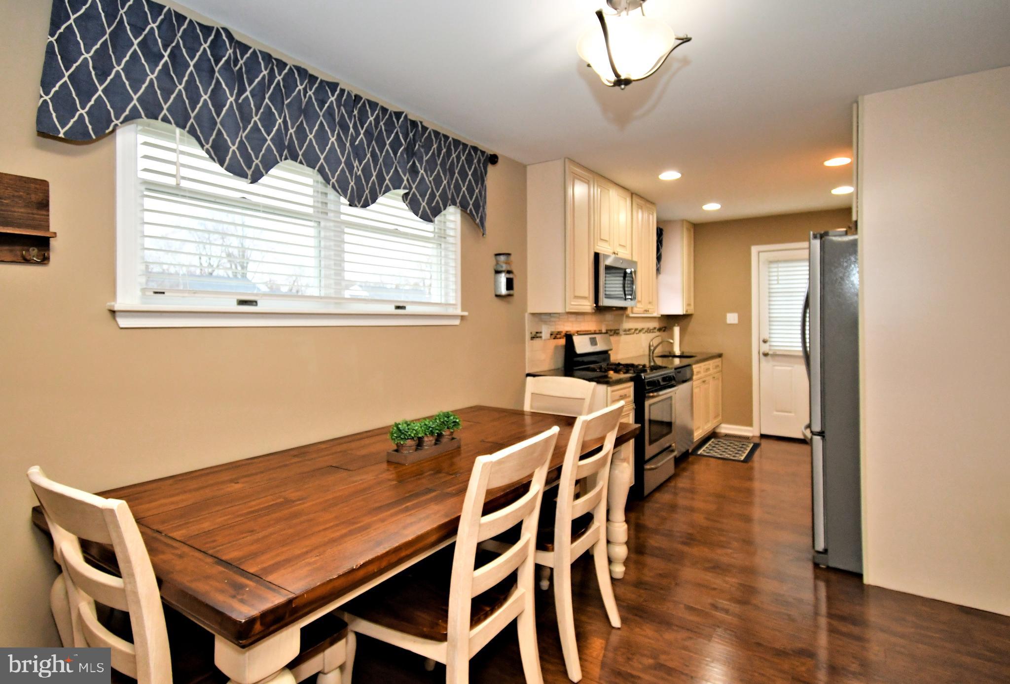 WARMINSTER VIL - Residential