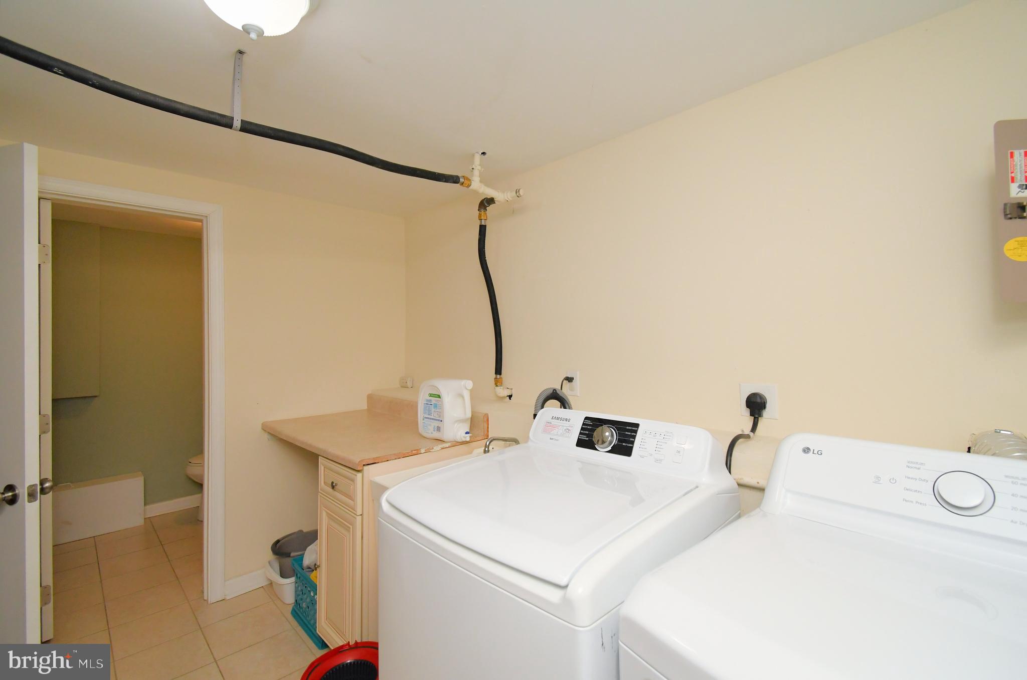 WARMINSTER VIL - Residential