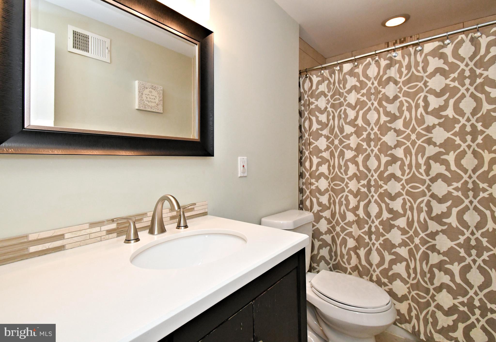 WARMINSTER VIL - Residential