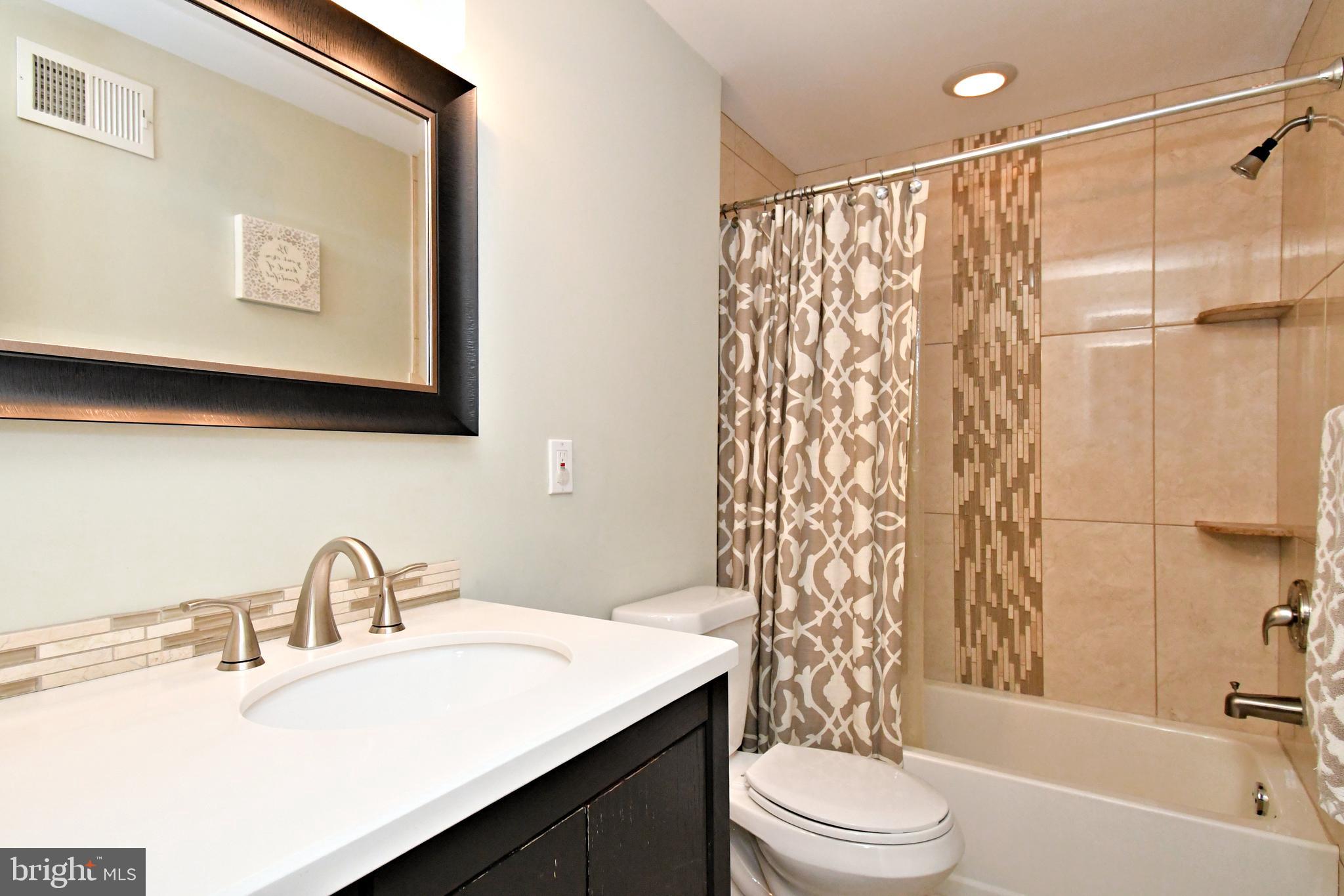 WARMINSTER VIL - Residential