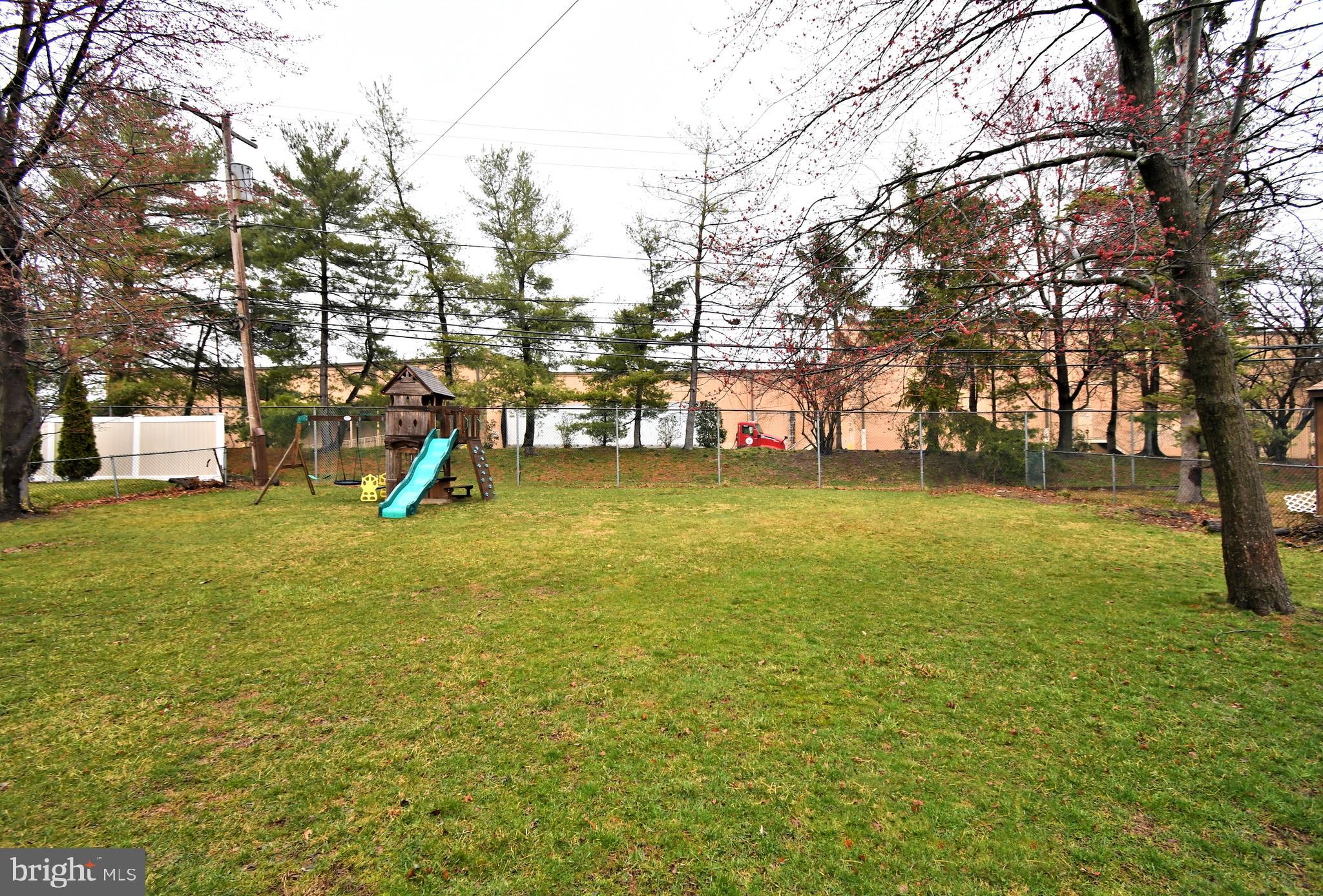 WARMINSTER VIL - Residential