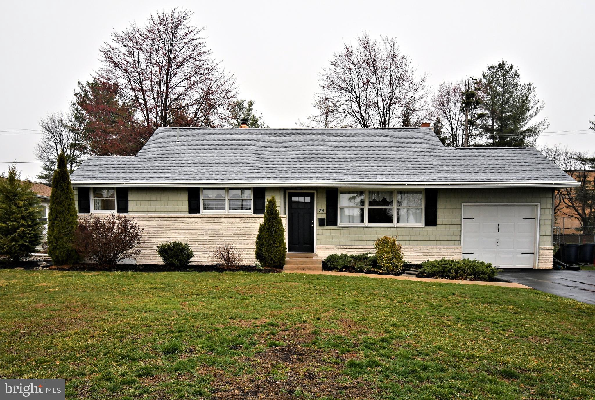 WARMINSTER VIL - Residential