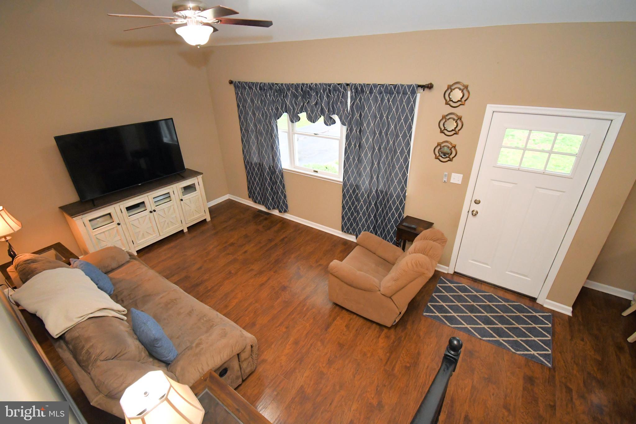 WARMINSTER VIL - Residential