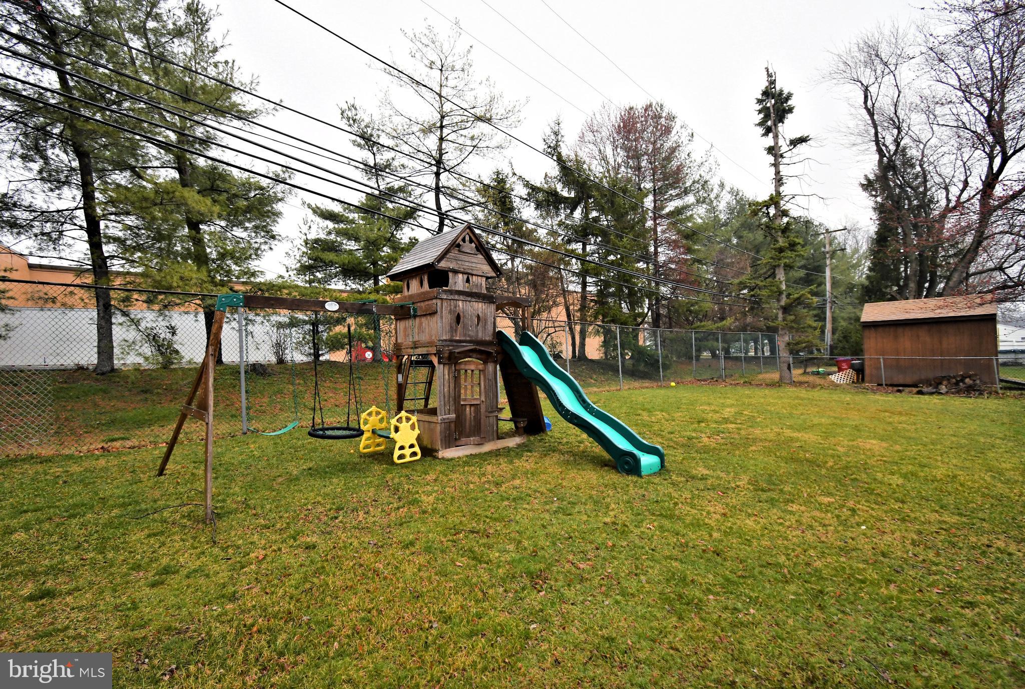 WARMINSTER VIL - Residential