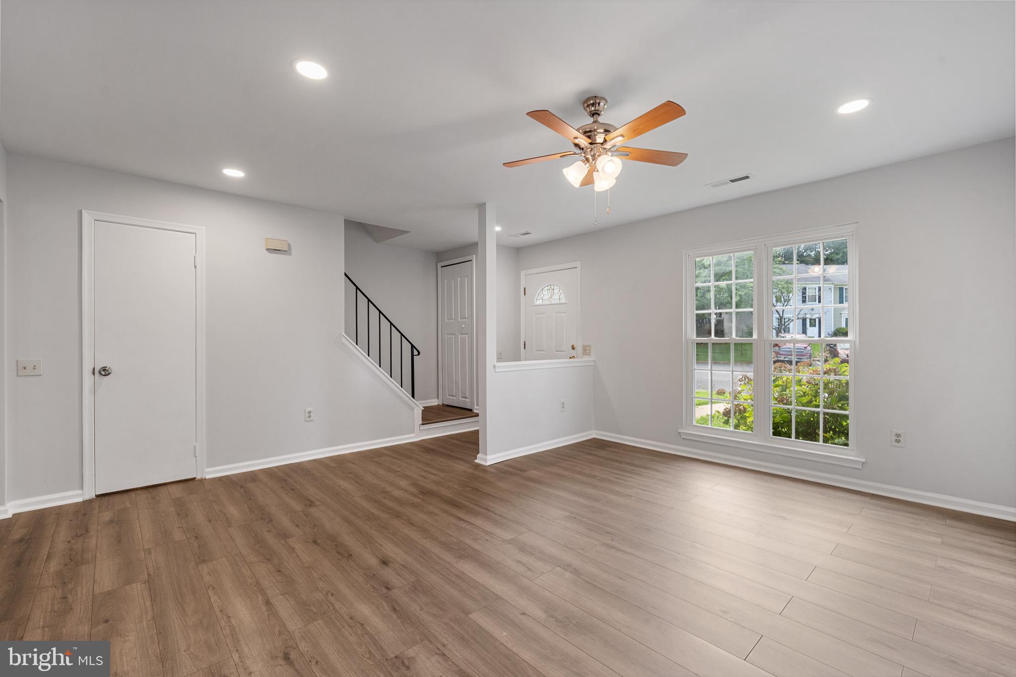 3813 LIGHT ARMS PLACE