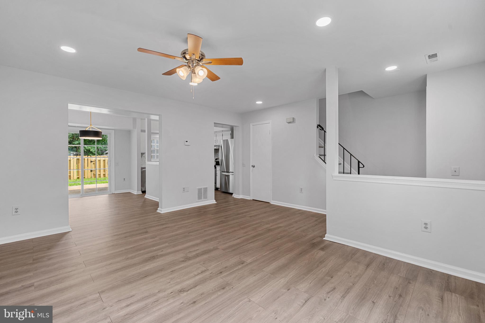 3813 LIGHT ARMS PLACE