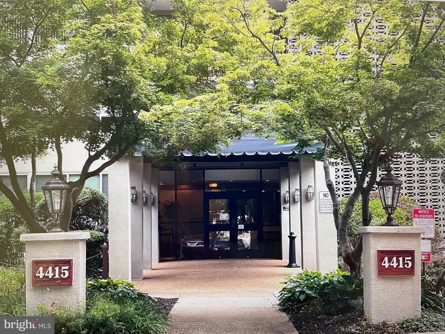 Beautiful and Bright 2-bedroom 1-bathroom condo in Annandale. OPEN Floor plan*** LARGE Living Room w/ recessed light and Huge Wall to wall window*** Kitchen features Stainless steel appliances, gas oven/range, GRANITE countertops open to Dining Area*** Plenty of cabinet space and island*** Enjoy the outdoors on the concrete over-sized balcony*** LARGE Bedrooms w/ mirror closets*** Common washer & dryer in same level*** Building has an elevator and intercom system*** Close to shops, restaurants*** Easy access to 495 and walking distance to bus stops***MOVE IN READY!!!