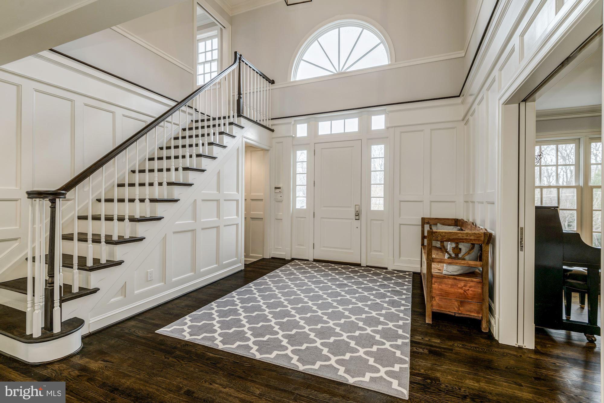 DOWNSCREST - Residential