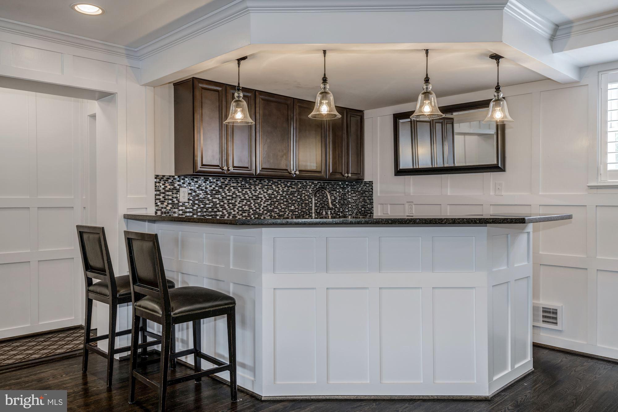 DOWNSCREST - Residential