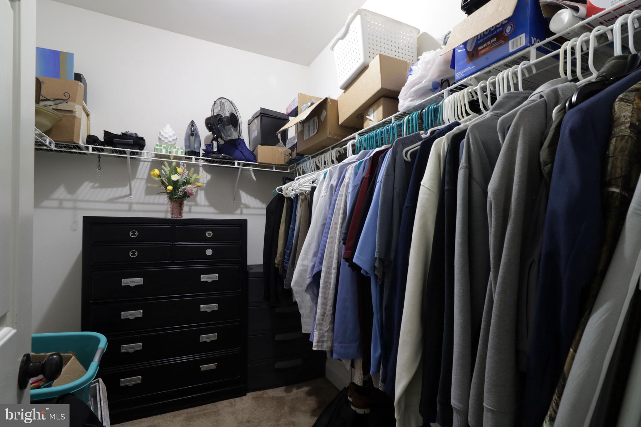 FOXPOINTE - Residential