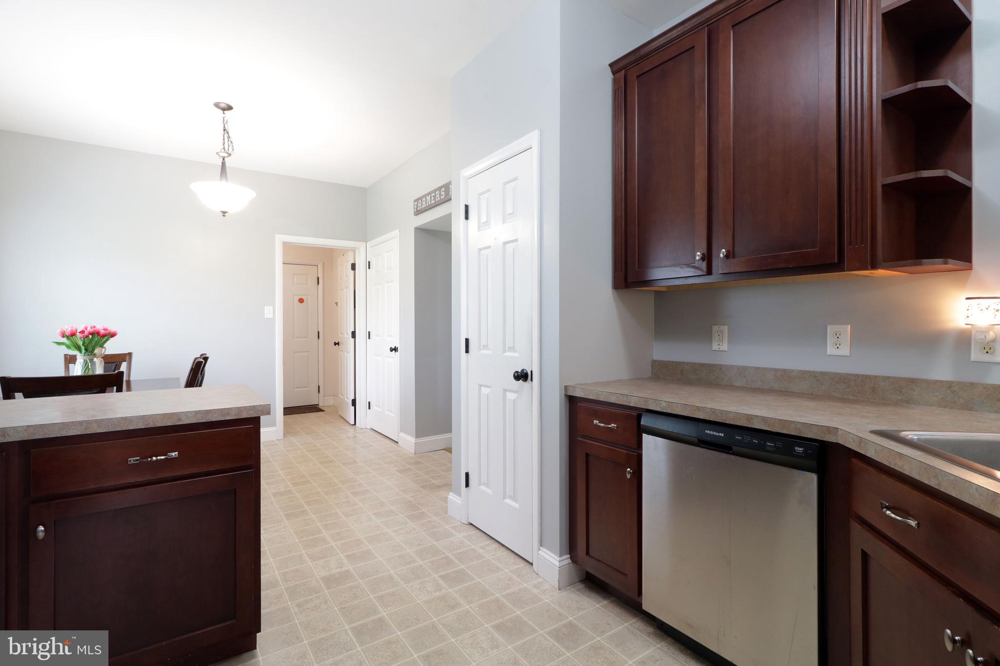 FOXPOINTE - Residential