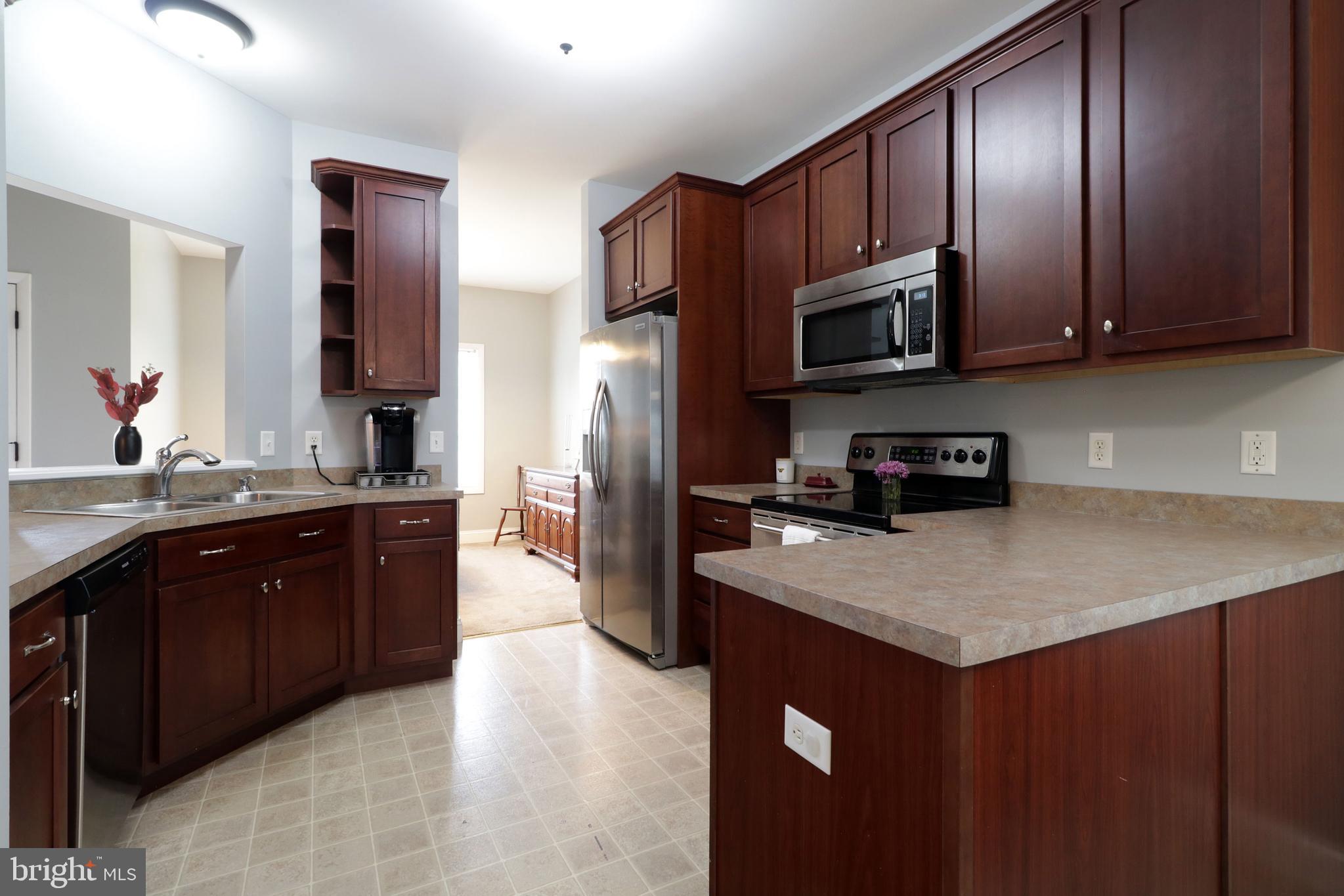 FOXPOINTE - Residential