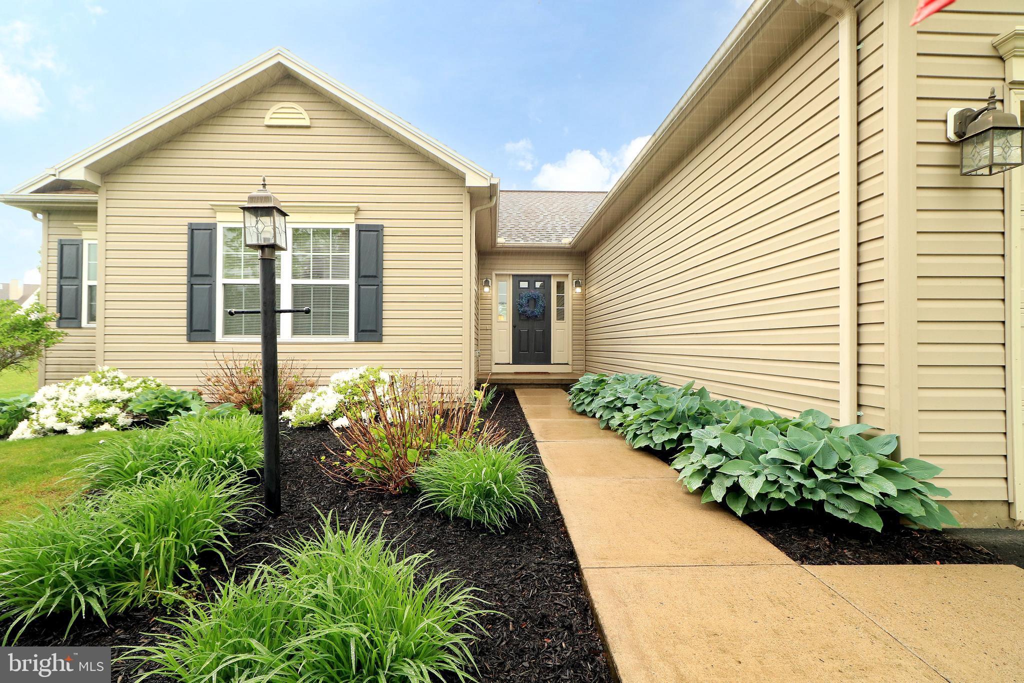 FOXPOINTE - Residential