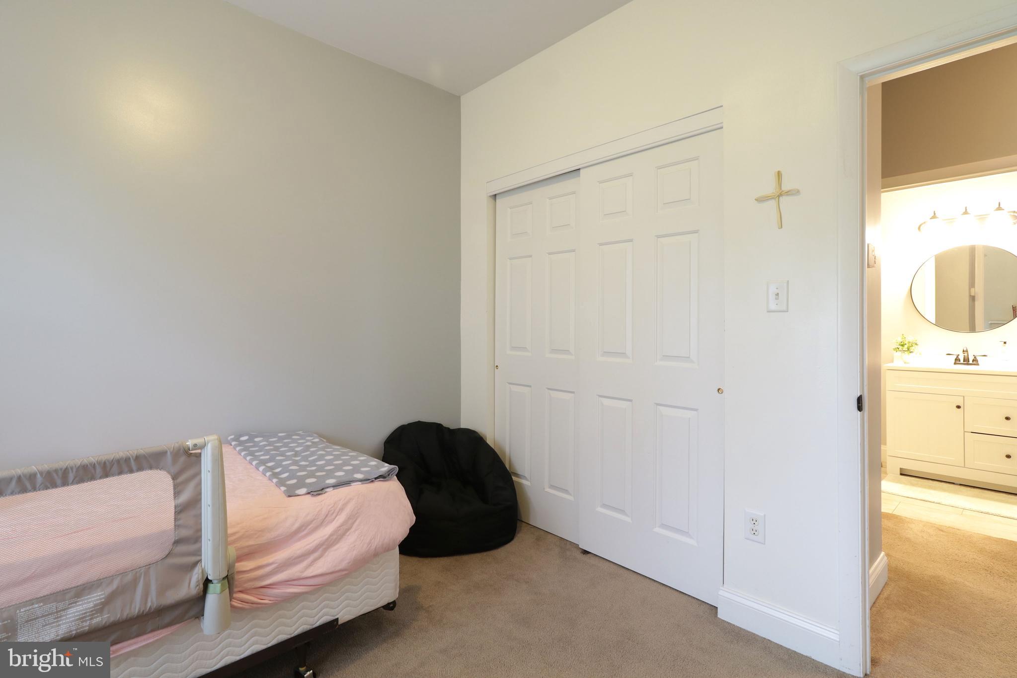 FOXPOINTE - Residential