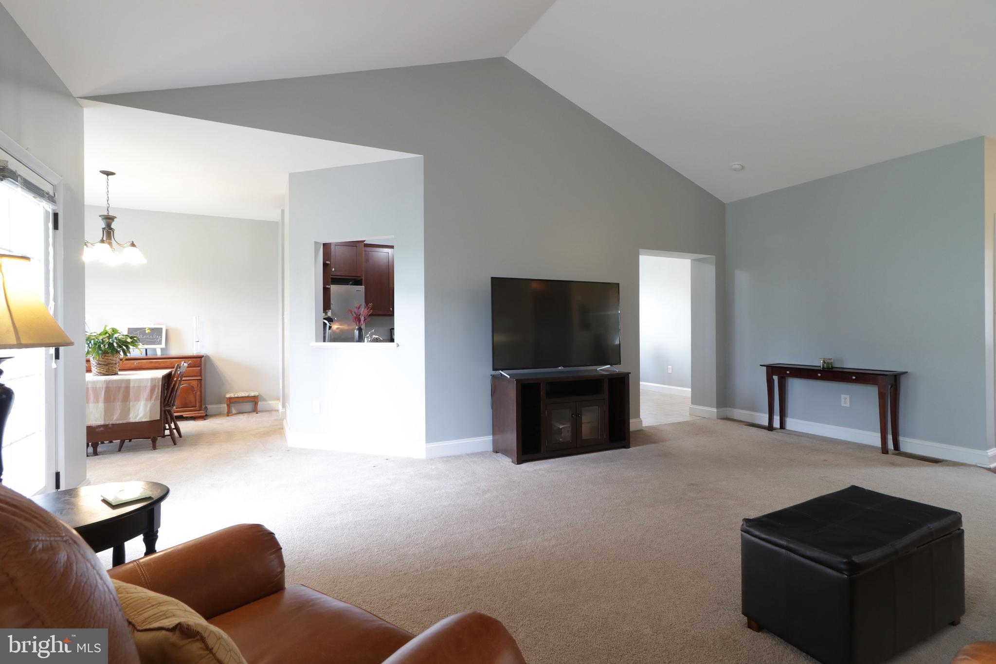 FOXPOINTE - Residential