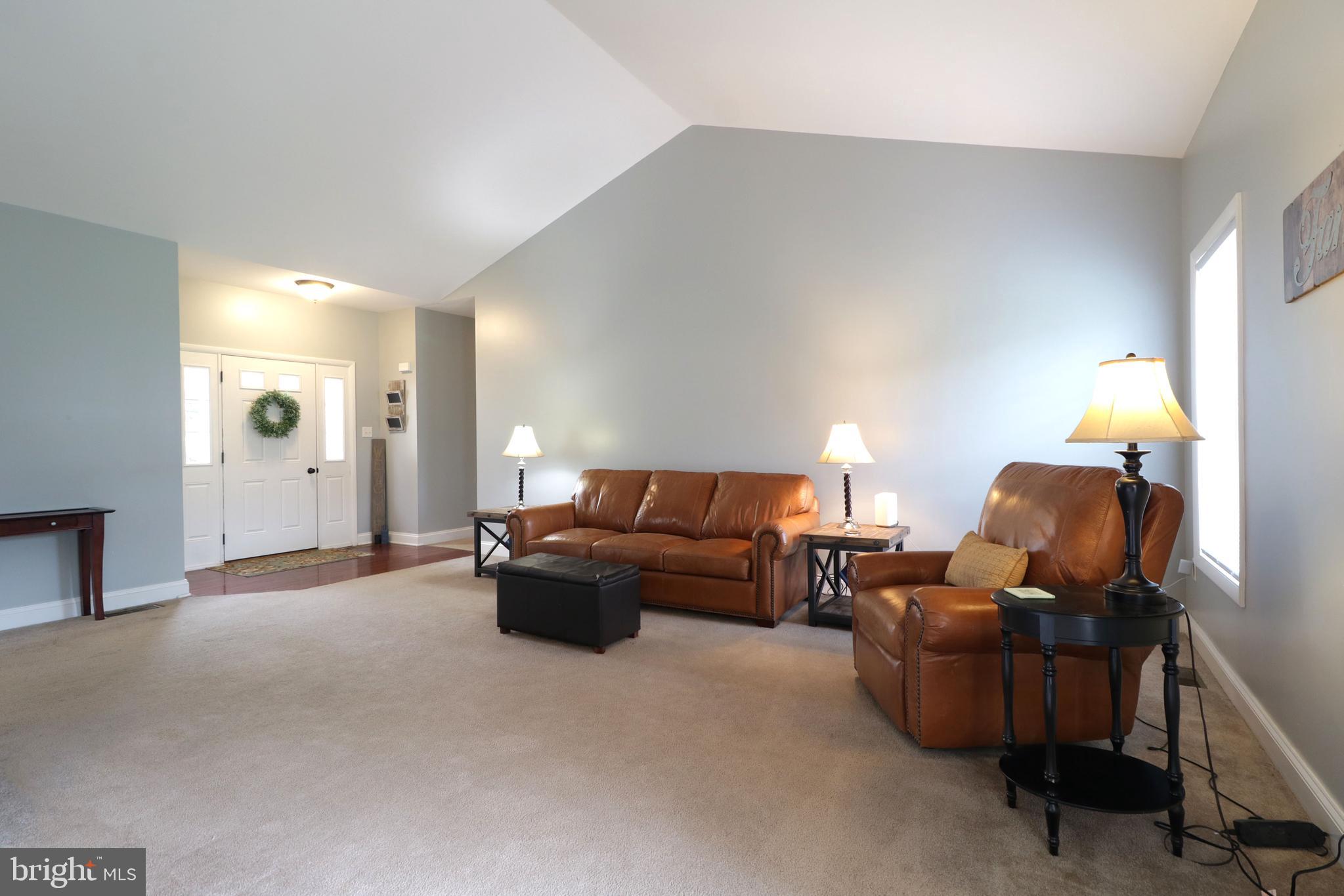 FOXPOINTE - Residential