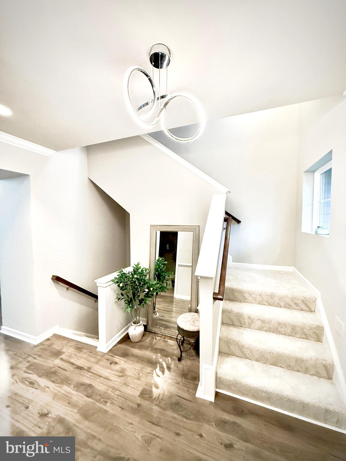 MAYFAIR - Residential