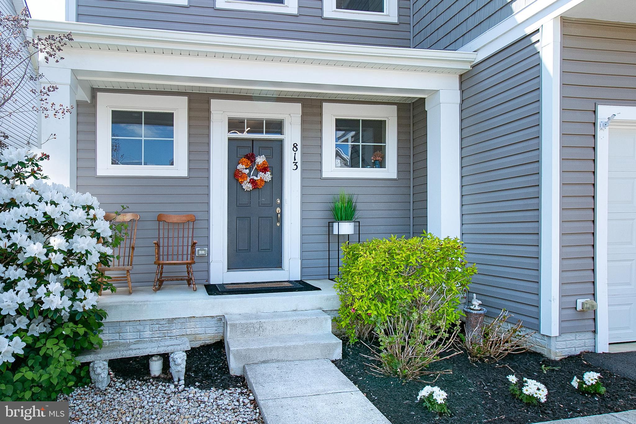 813 MILDENHALL COURT