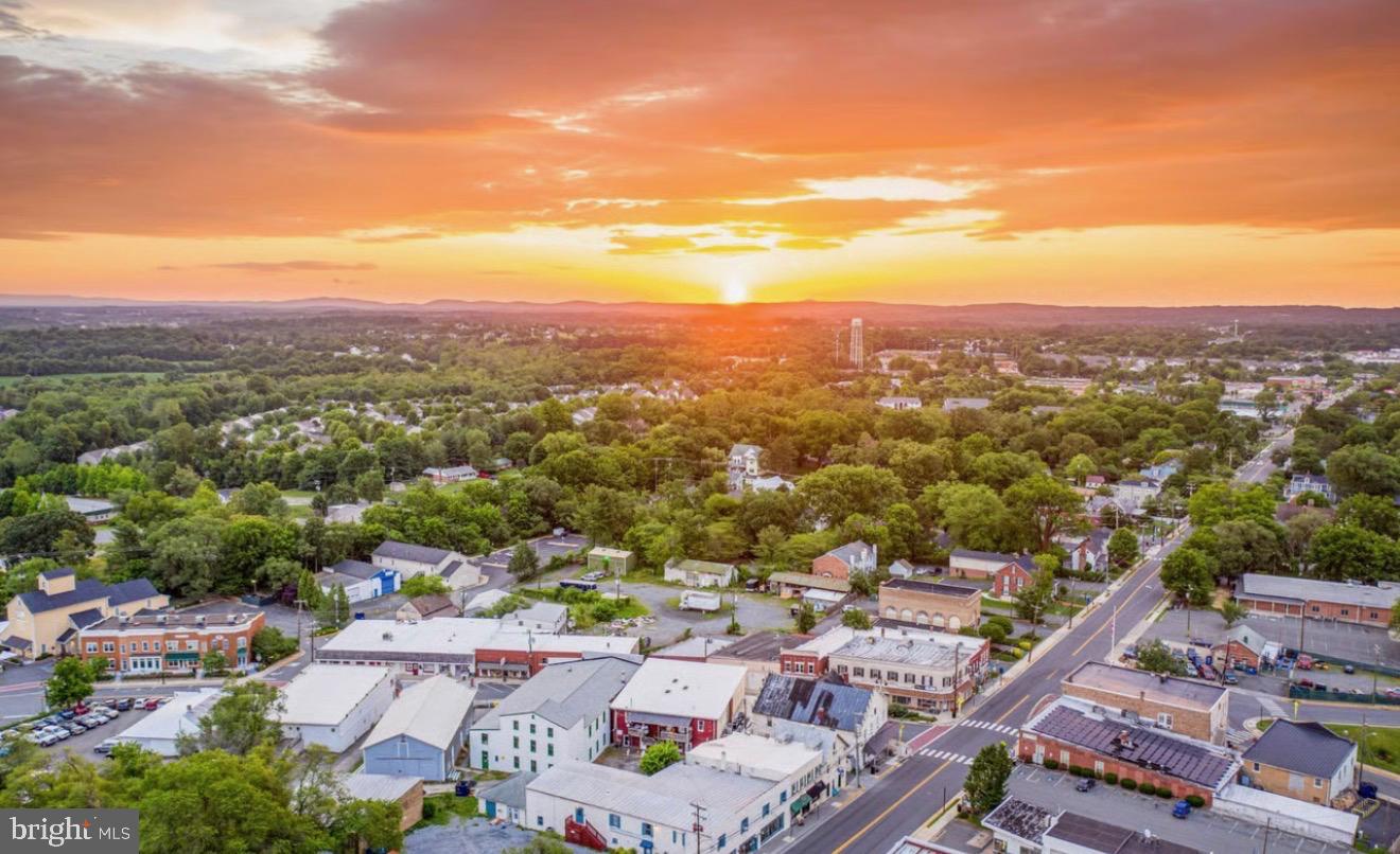 MAYFAIR - Residential