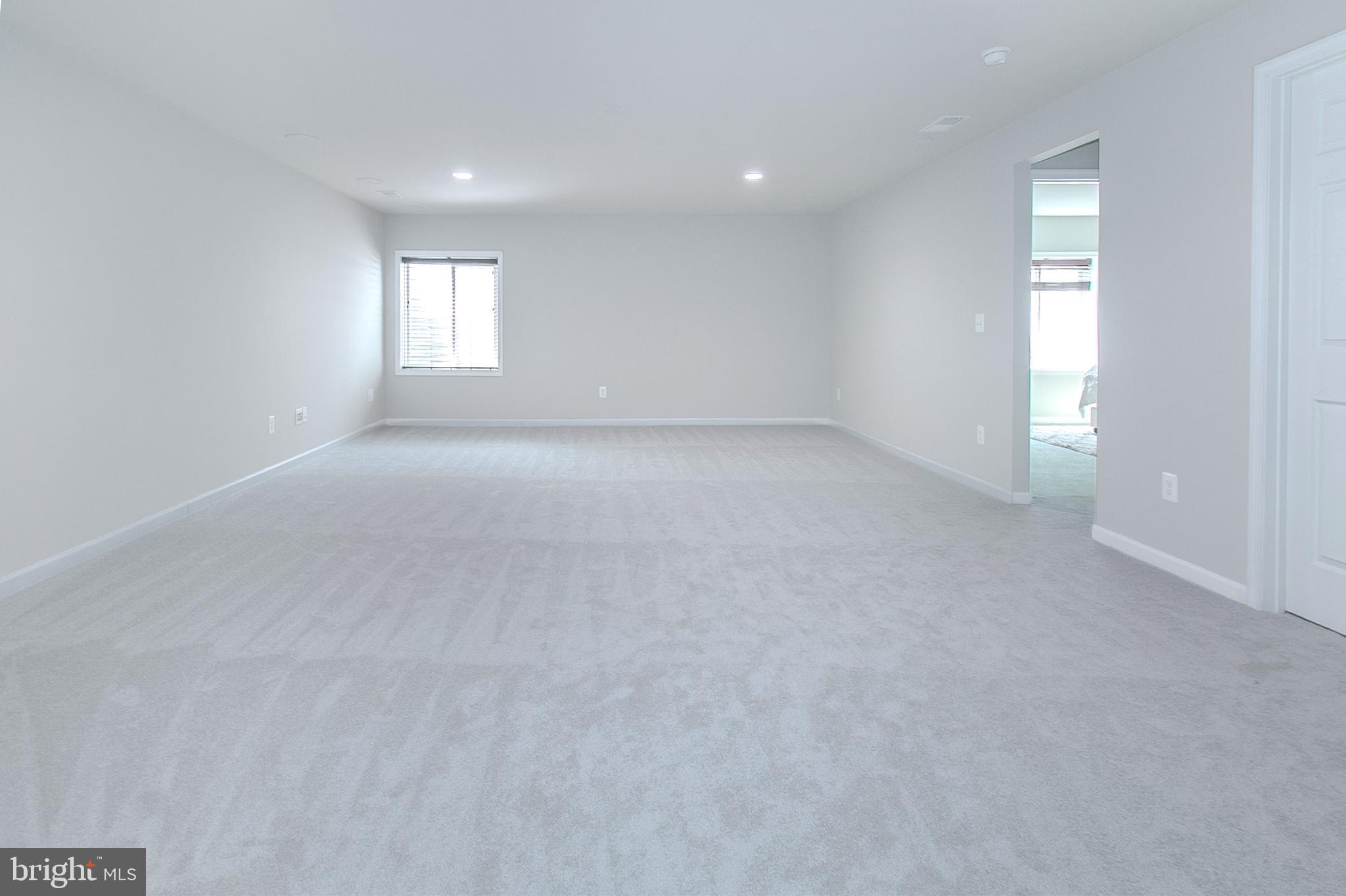 MAYFAIR - Residential
