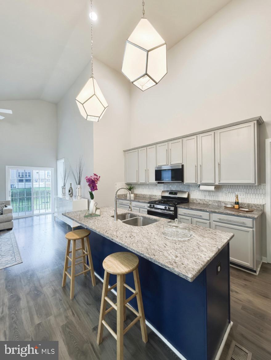MAYFAIR - Residential
