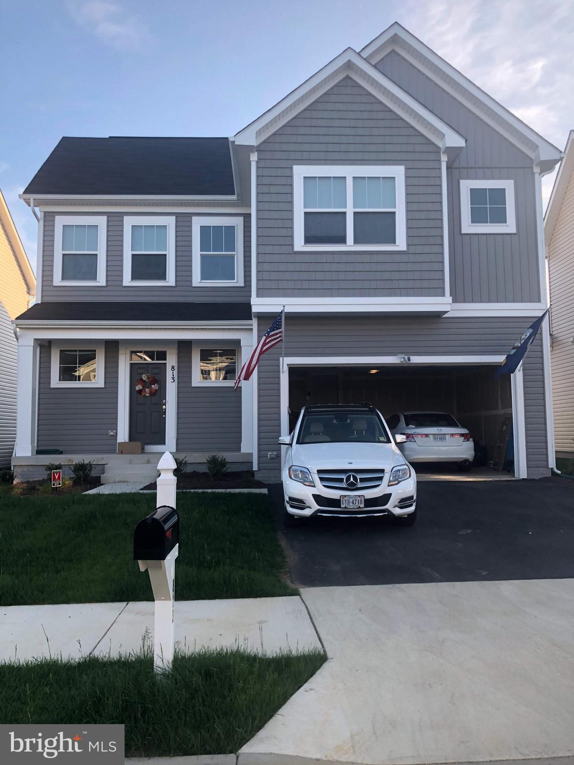 813 MILDENHALL COURT