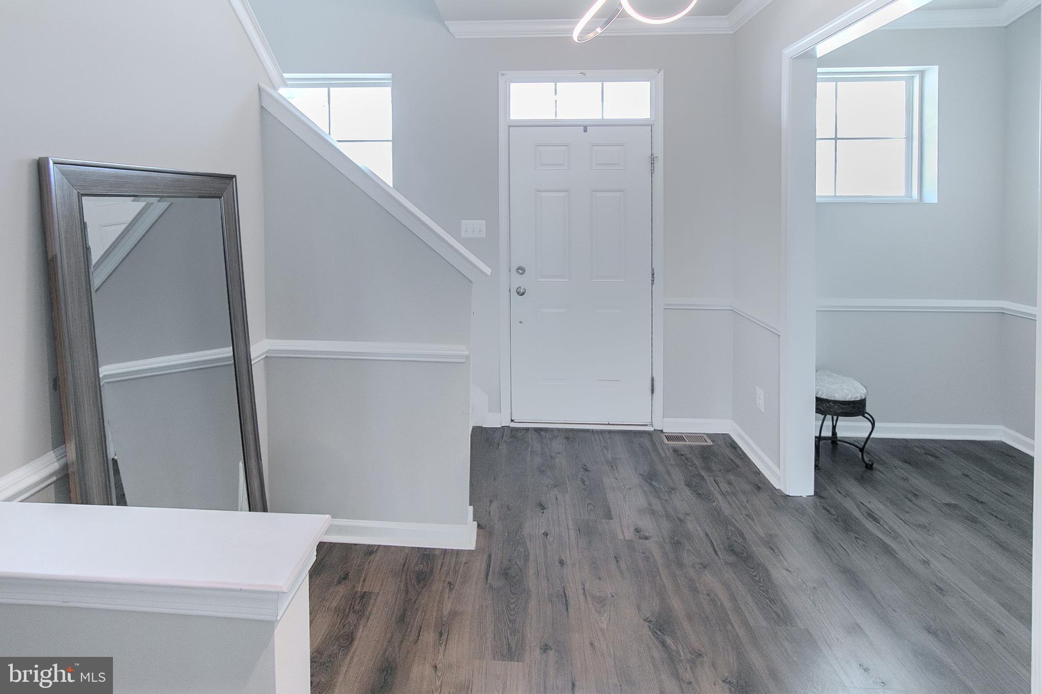 813 MILDENHALL COURT