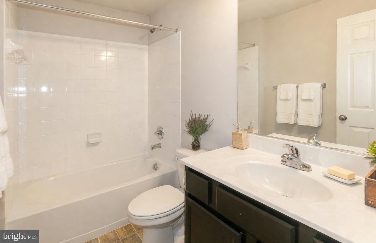 MAYFAIR - Residential