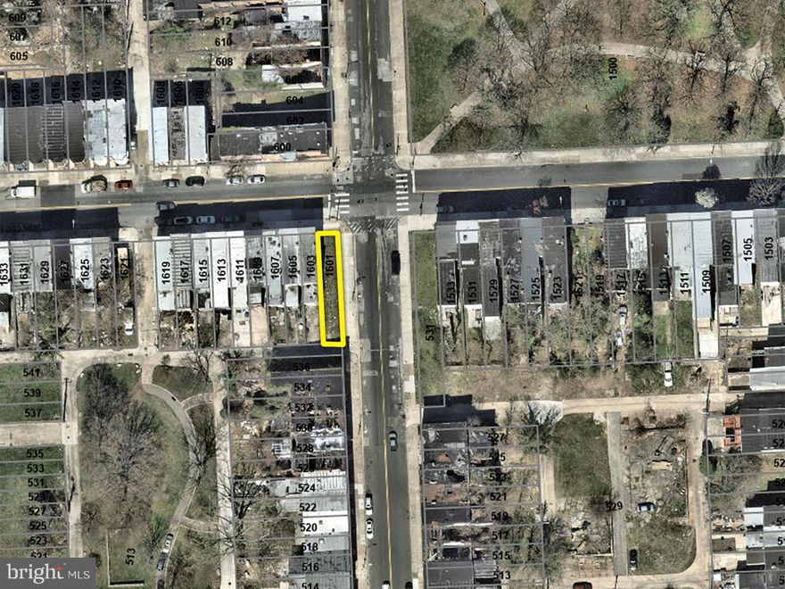 ONLINE AUCTION: This auction takes place on the Ashland Auction Group Website Bidding Platform. Bidding begins 4/23/2026 @ 10:00 AM. Bidding ends 4/27/2026 @ 11:40 AM. List Price is Suggested Opening Bid. Deposit: $5,000.

+/ - 1,520 ft² Parcel of land located in the Harlem Park area.
JUST MINUTES to Harlem Park.
Easy access to major traffic artery W Mulberry St.
Parcel is vacant.