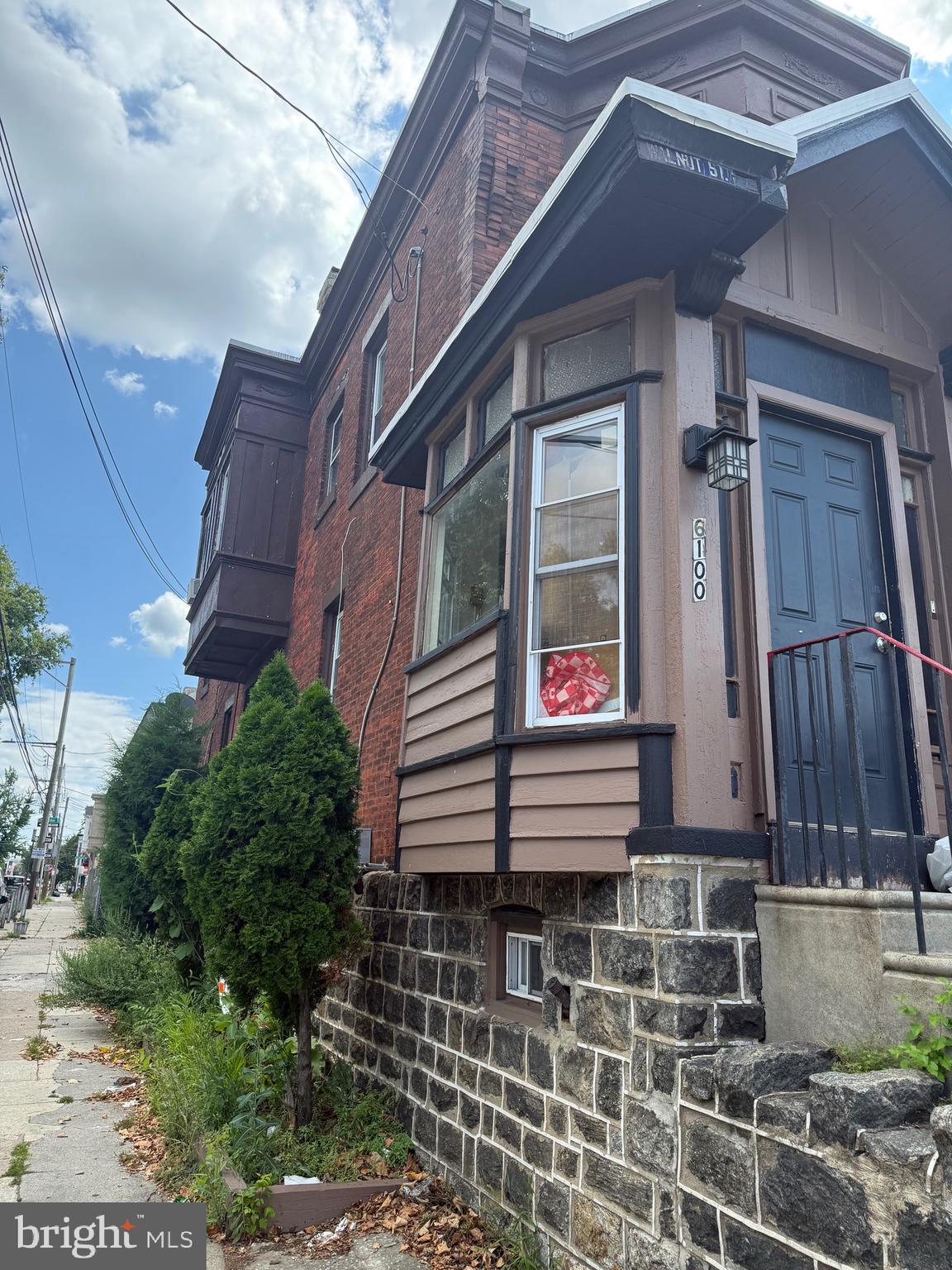 6100 WALNUT STREET