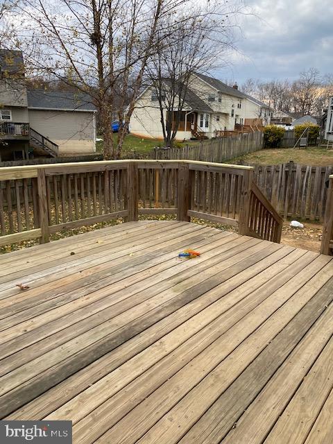 STONE HILL ESTATES - Residential Lease