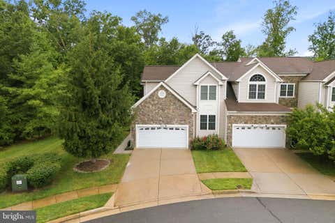 Townhouse For Sale - 25189 Fortitude Terrace<br/> CHANTILLY, VA 20152