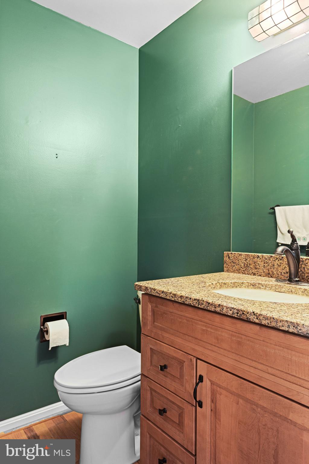 BRIARWOOD - Residential Lease