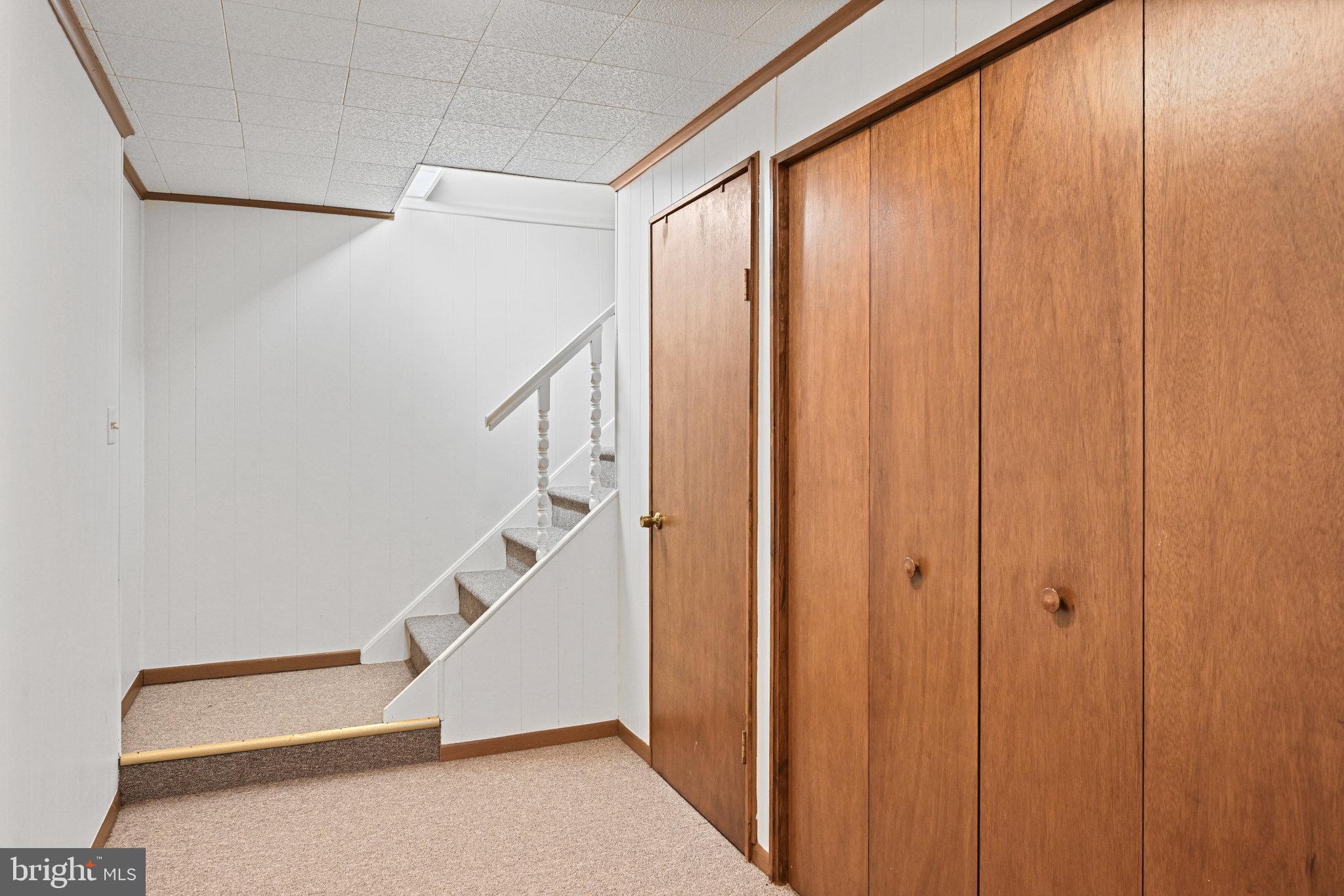 BRIARWOOD - Residential Lease