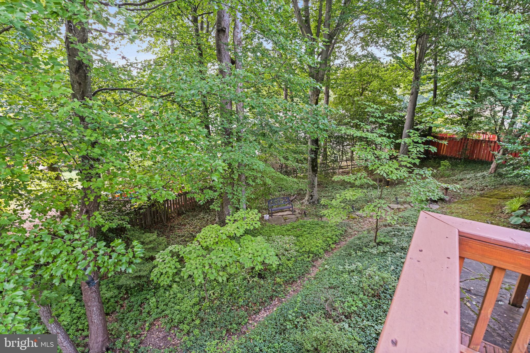 BRIARWOOD - Residential Lease