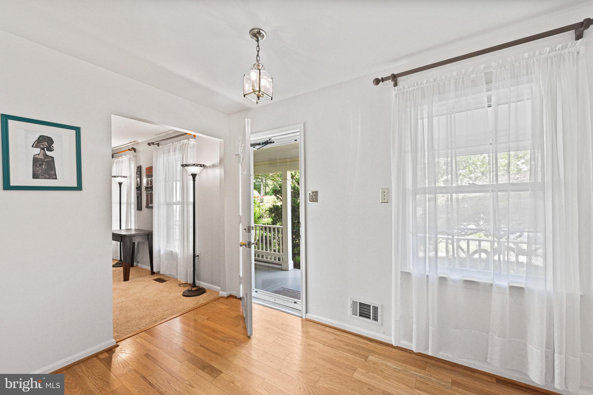 BRIARWOOD - Residential Lease