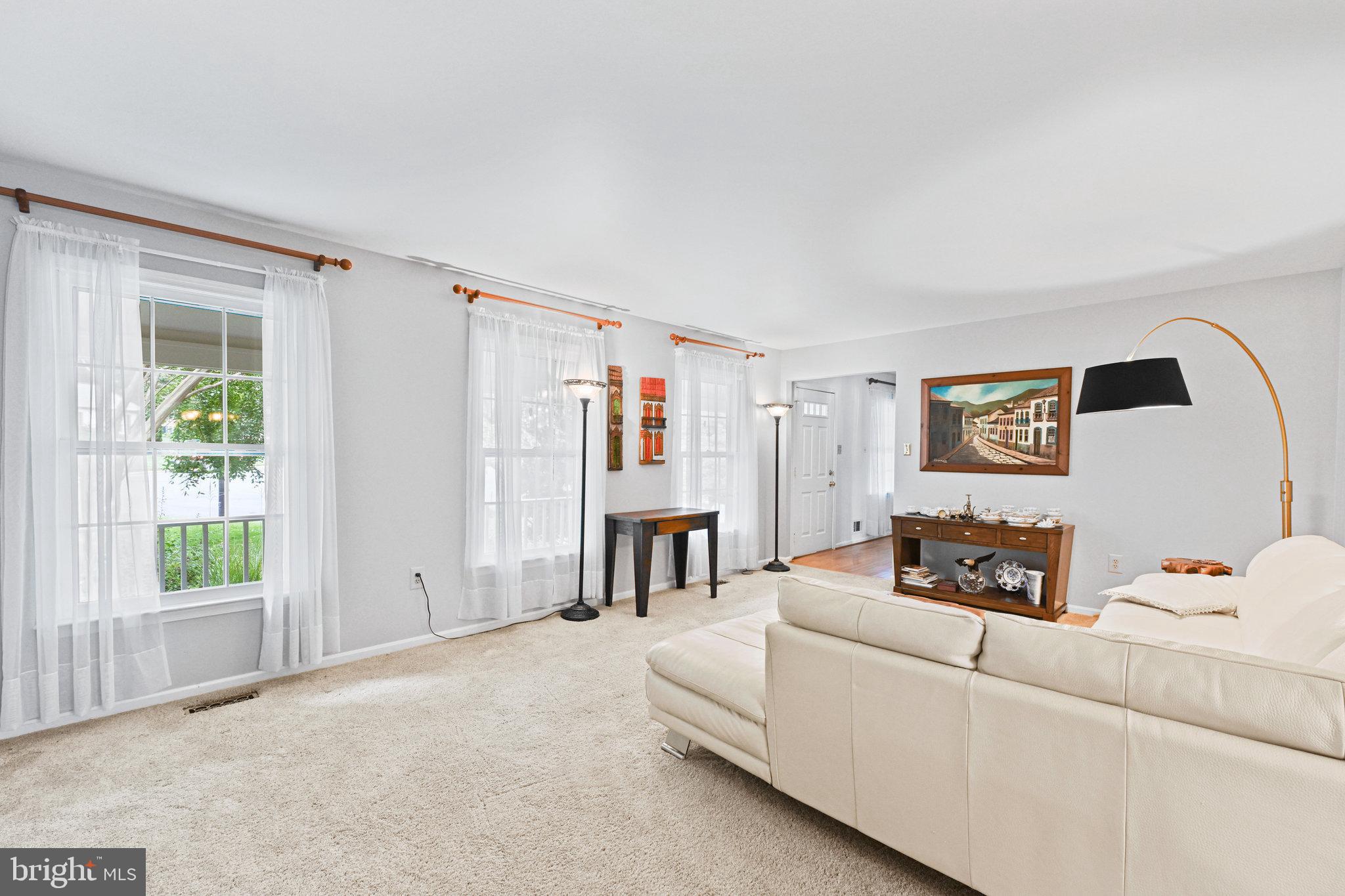 BRIARWOOD - Residential Lease