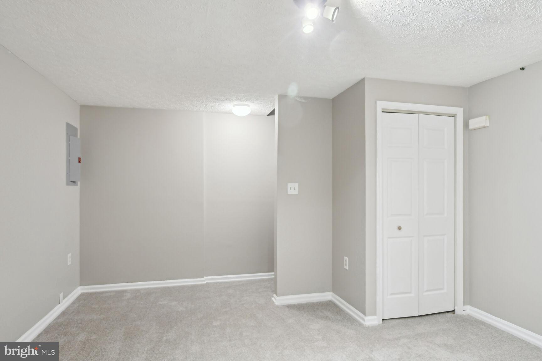 VALLEY MILL VILLAGE - Residential