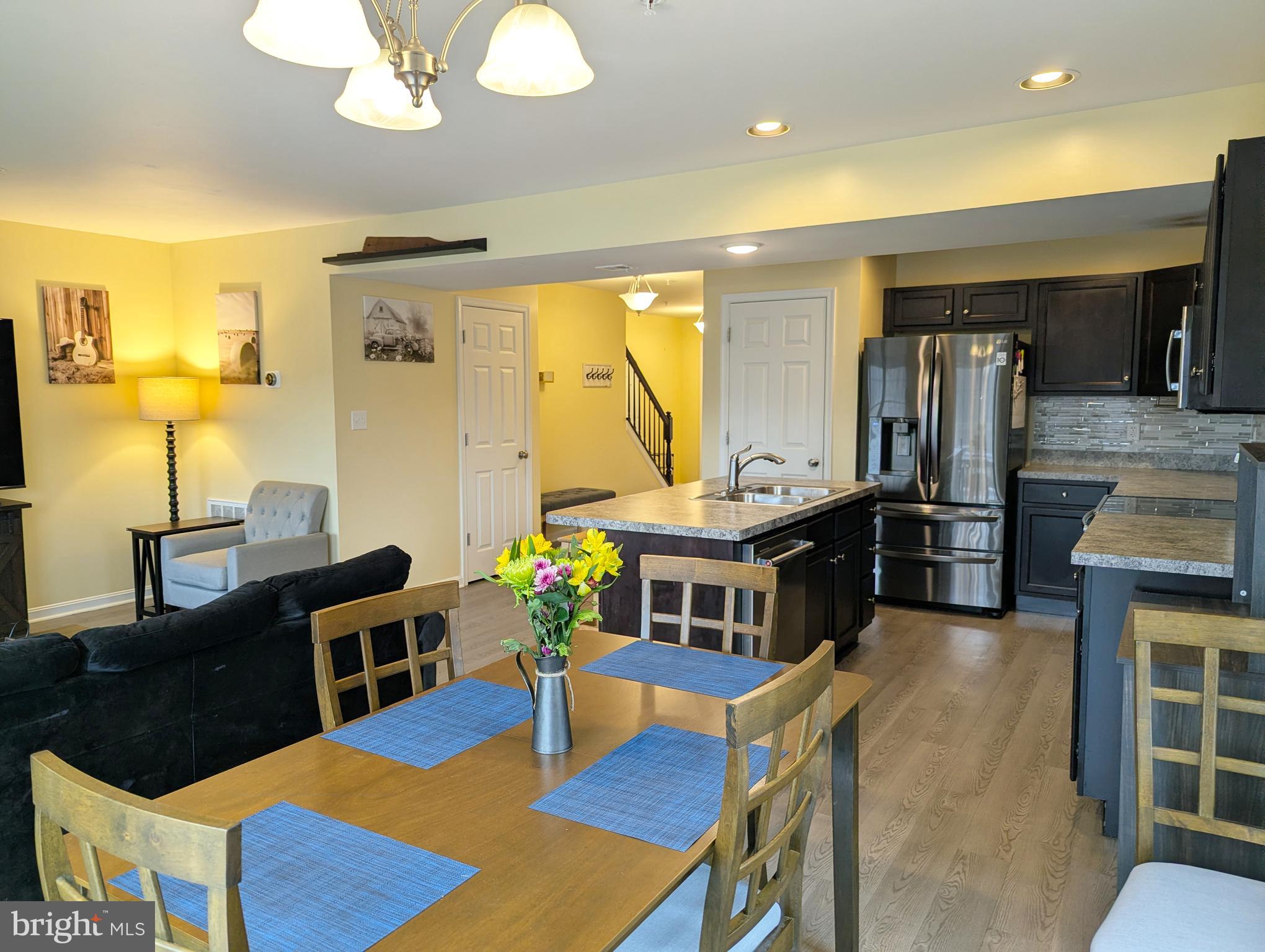 MELBOURNE PLACE II - Residential