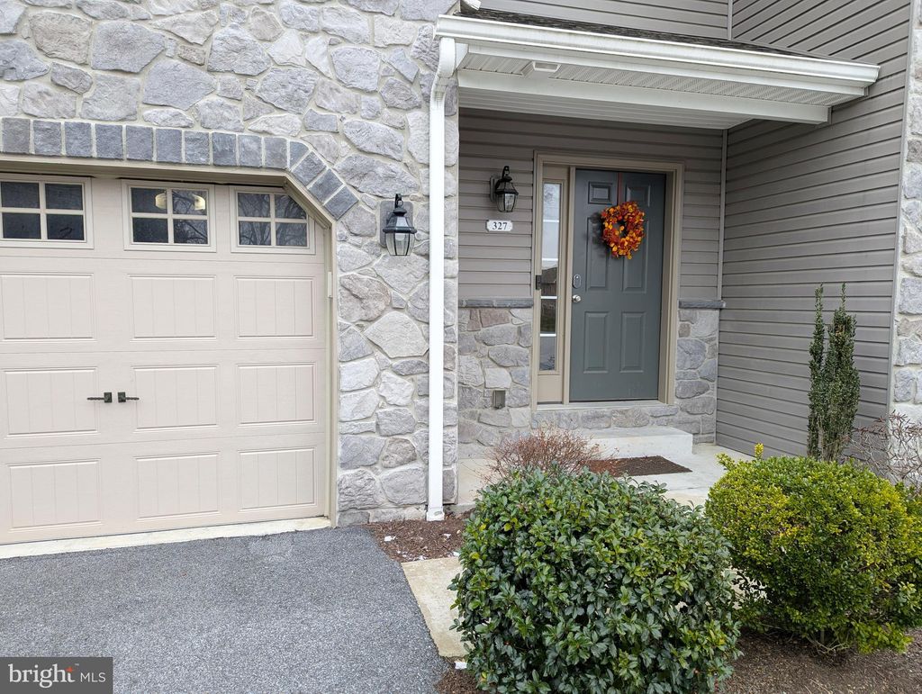 Photo of 327 Melbourne Ln, MECHANICSBURG, PA 17055 (MLS # PACB2050412)