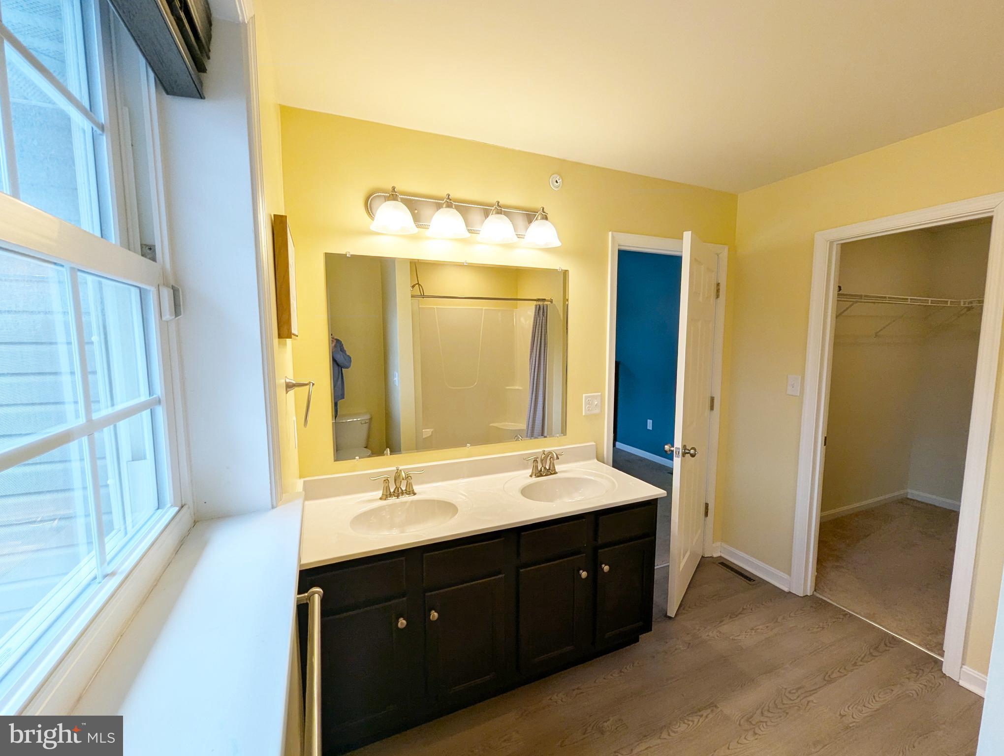 MELBOURNE PLACE II - Residential