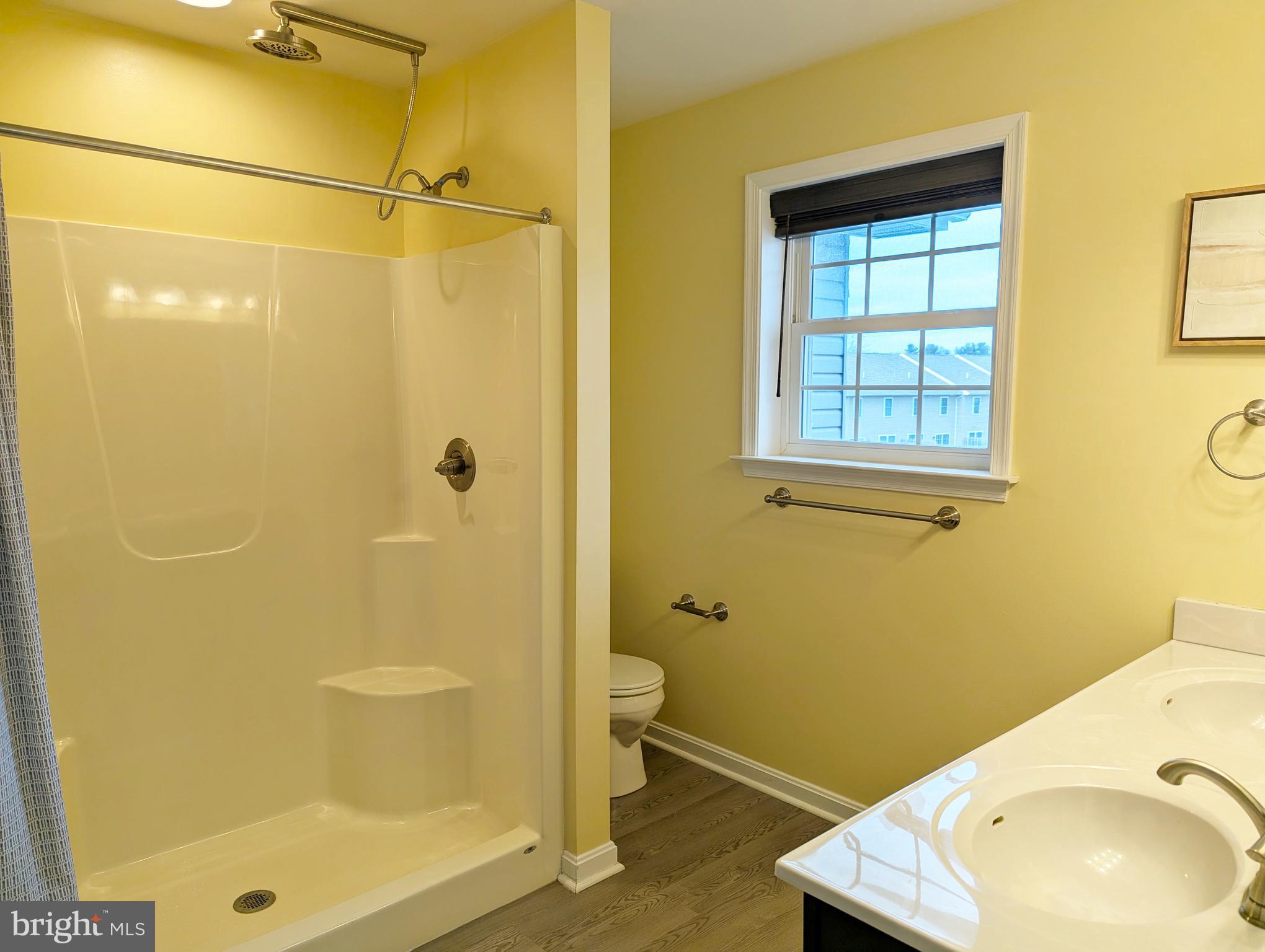 MELBOURNE PLACE II - Residential