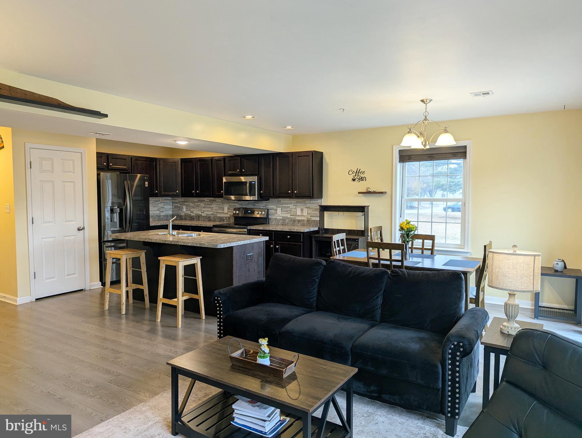 MELBOURNE PLACE II - Residential