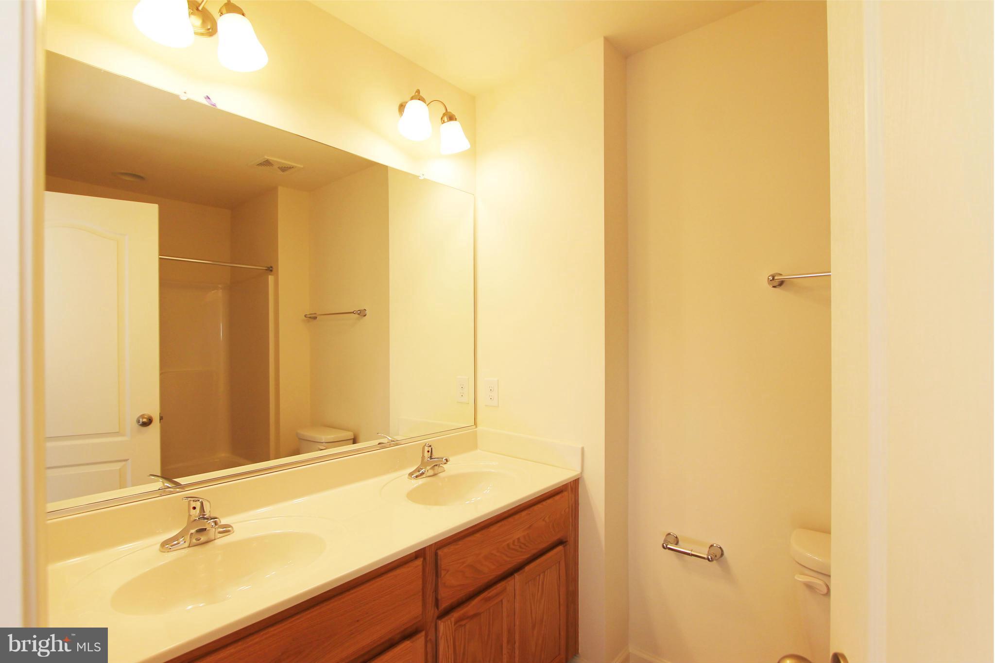 MANOR PARK - Residential