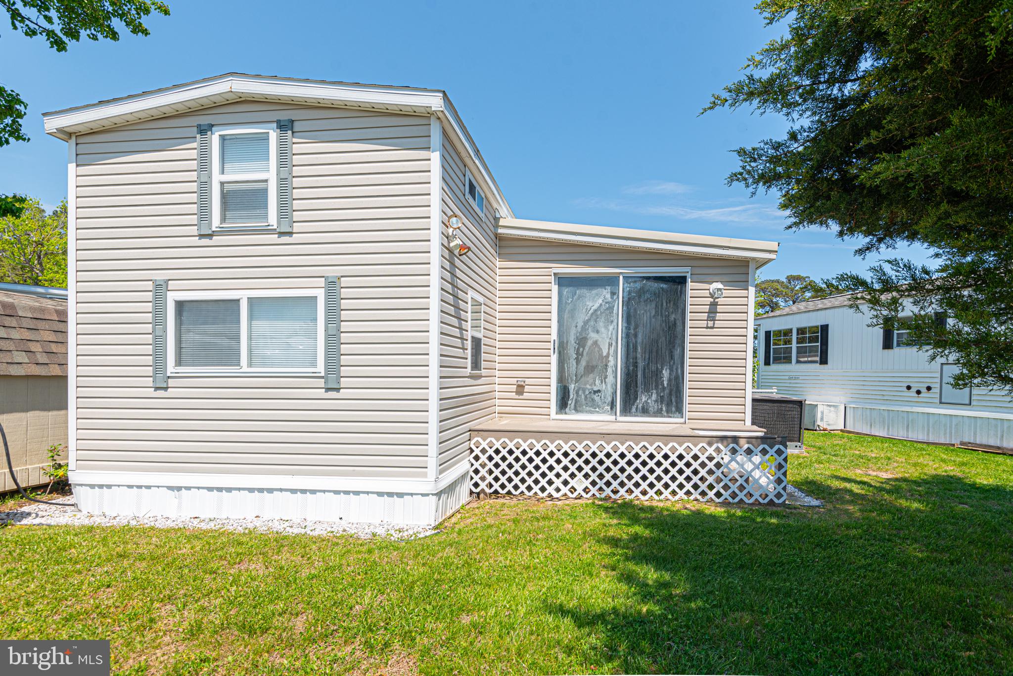 WHITE HORSE PARK I - Residential