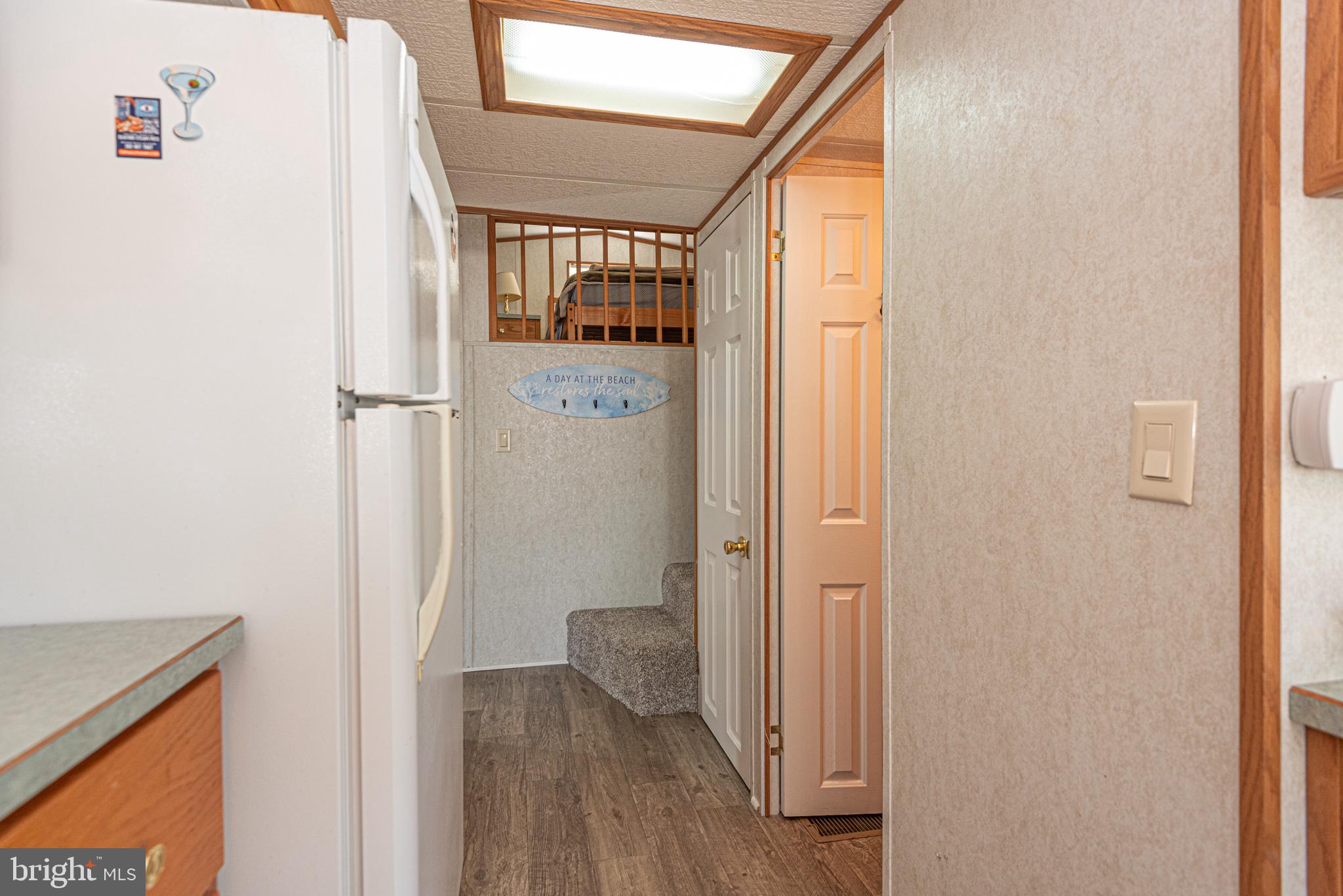WHITE HORSE PARK I - Residential