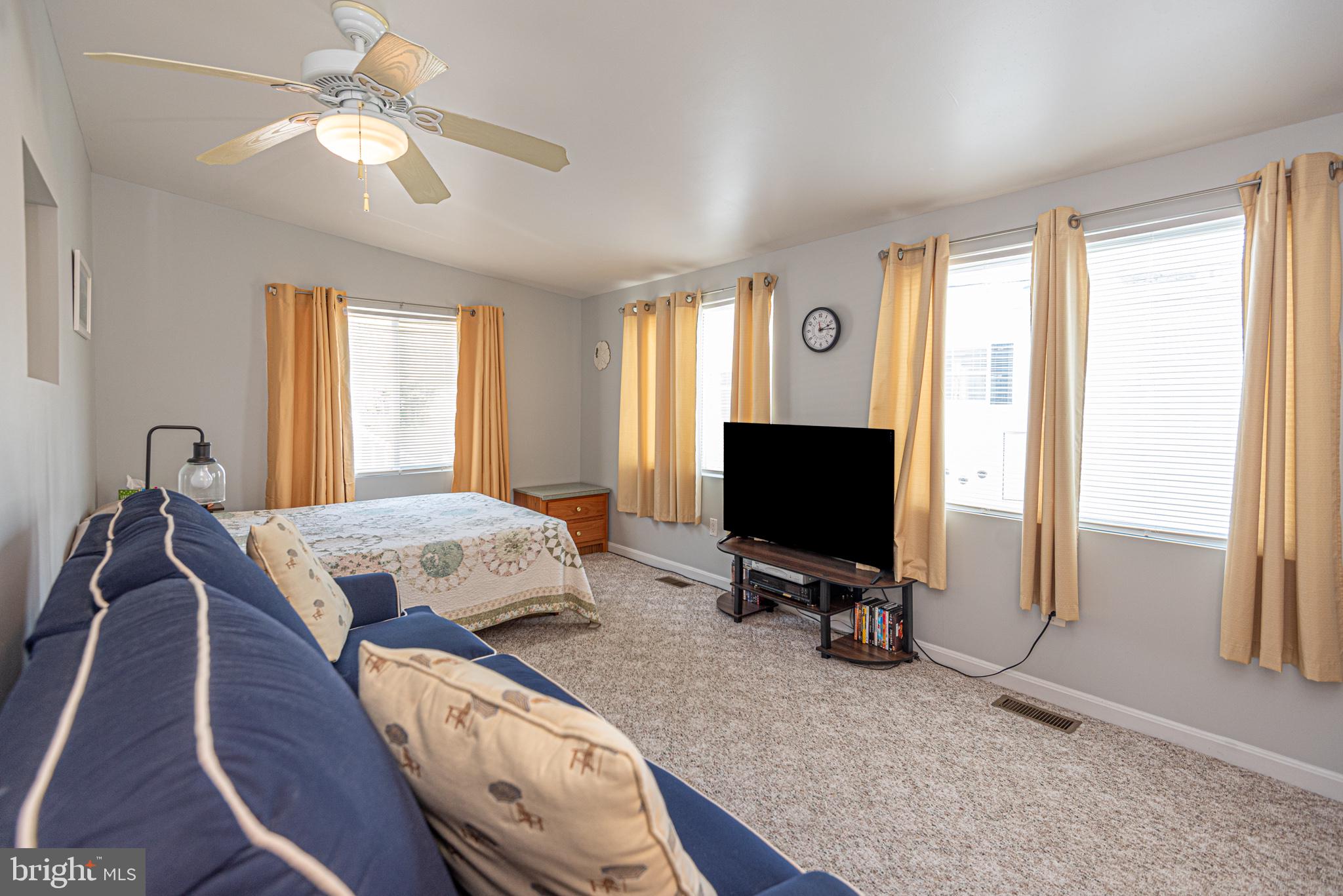 WHITE HORSE PARK I - Residential